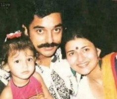 Kamal haasan and sarika thakur with shruti haasan