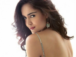 Nathalia kaur
