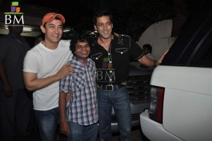 Omkar das manikpuri with aamir khan and salman khan