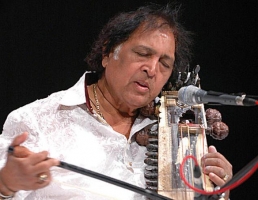 Usthad sulthan khan